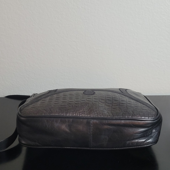 Bally  Vintage  leather  crossbody  bag - Picture 11 of 16